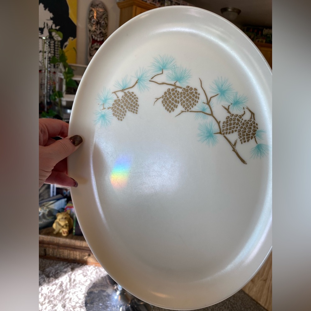 Elegant Pinecone Design Oval Platter
